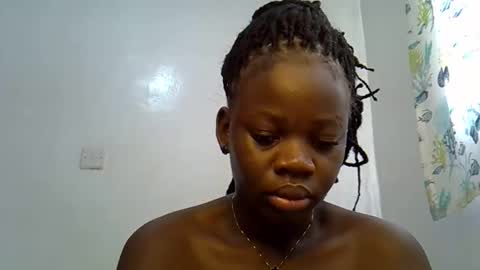 Snapshot of ollleina chatting on February 2026 08:40:01 AM ollleina online show from February 2026 08:40:01 AM