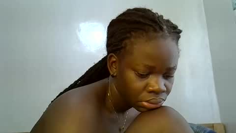 Snapshot of ollleina chatting on February 2026 05:28:02 AM ollleina online show from February 2026 05:28:02 AM