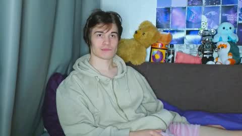 Tony online show from November 2025 04:33:01 AM