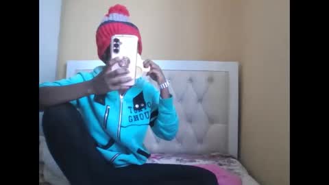 olwami4 online show from December 2025 07:50:02 AM