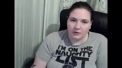 Snapshot of olyaandnetty chatting on October 2025 04:16:01 PM OlyaAndNetty online show from October 2025 04:16:01 PM