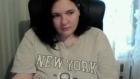 Snapshot of olyaandnetty chatting on October 2025 11:10:01 AM OlyaAndNetty online show from October 2025 11:10:01 AM