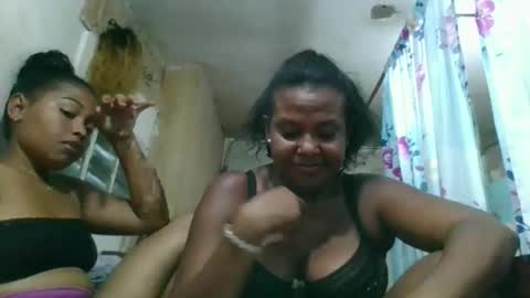 olyvienne90 online show from November 2025 08:48:02 AM