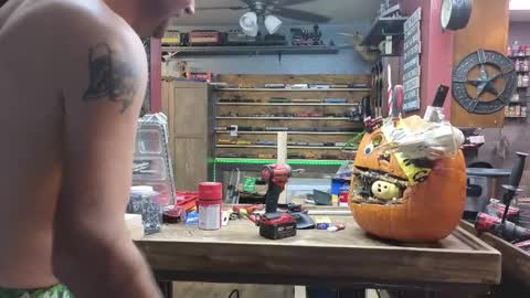 Norm online show from November 2025 09:39:01 PM