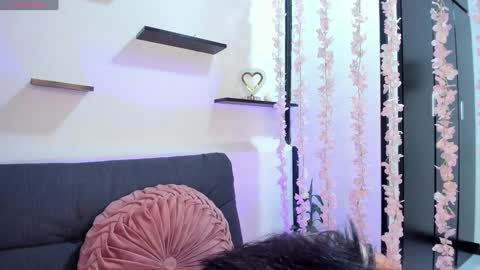 Violette online show from January 2025 09:44:02 PM