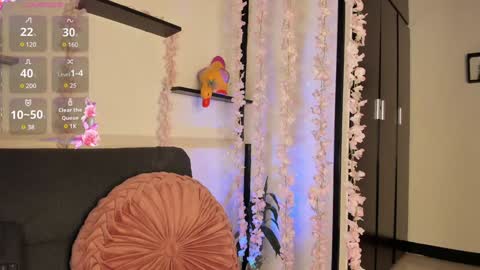 Violette online show from February 2025 09:08:02 PM