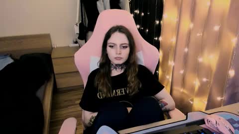 on_yxxx online show from September 2025 07:58:02 PM