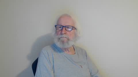 Somewhere over the rainbow online show from January 2025 03:40:02 PM