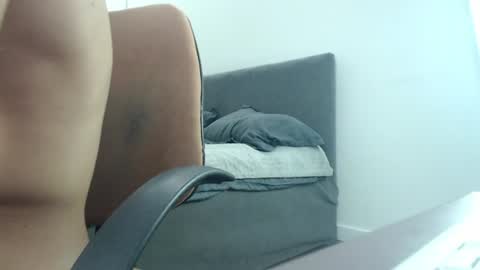 onebestlover online show from June 2026 07:27:02 AM
