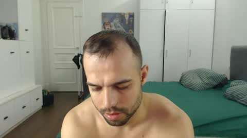 onebestlover online show from July 2026 07:43:01 AM