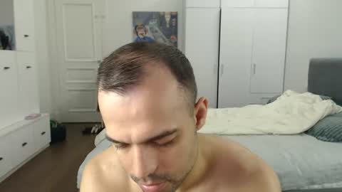 onebestlover online show from July 2026 07:59:01 AM