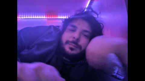 onecrew1 online show from September 2025 06:02:02 PM