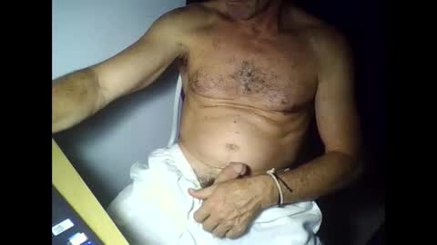 Snapshot of oneeedge chatting on November 2025 07:46:02 PM Edge online show from November 2025 07:46:02 PM