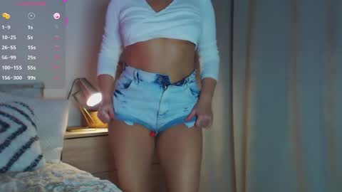  ONLINE   online show from May 2026 08:18:01 PM
