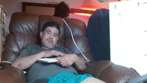 Snapshot of onewayallday chatting on November 2025 12:06:01 PM onewaykenny online show from November 2025 12:06:01 PM