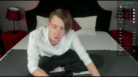 Erick  online show from February 2025 03:59:02 PM