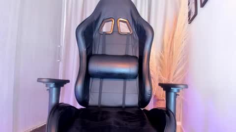 misssaray official online show from February 2026 10:28:01 PM