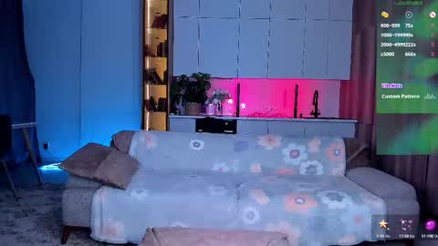 Amelia online show from September 2025 12:32:02 PM