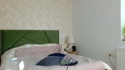 Snapshot of onlyella92_ chatting on November 2025 10:59:01 AM onlyella92_ online show from November 2025 10:59:01 AM