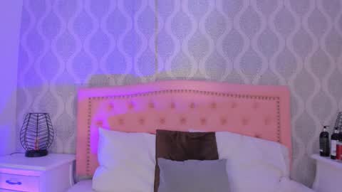 Snapshot of onlygia chatting on September 2025 07:41:02 PM Only online show from September 2025 07:41:02 PM