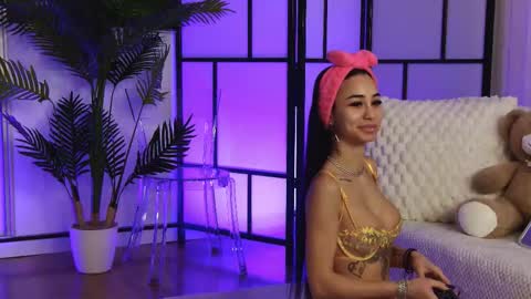 Snapshot of onlyxandra7 chatting on February 2026 06:40:02 AM Xandra online show from February 2026 06:40:02 AM