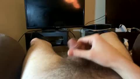 Snapshot of onmyknees007 chatting on January 2025 01:57:01 PM Blue online show from January 2025 01:57:01 PM