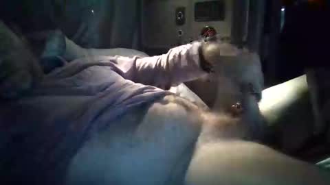 Snapshot of onthemove03 chatting on March 2026 05:44:01 AM onthemove03 online show from March 2026 05:44:01 AM