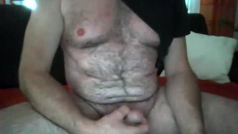 ooehot online show from October 2025 01:57:02 PM