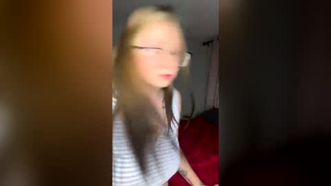 oohlarae22 online show from June 2026 01:06:01 AM