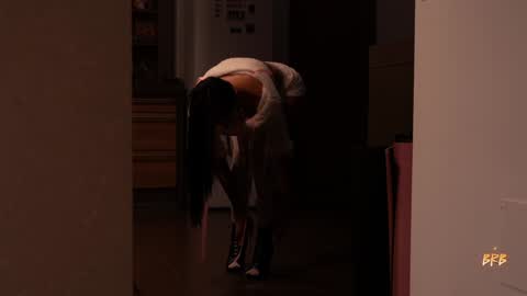 Snapshot of oooops__ chatting on January 2025 07:12:01 PM Eva online show from January 2025 07:12:01 PM