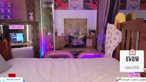 Snapshot of oooops__ chatting on February 2025 04:46:01 PM Eva online show from February 2025 04:46:01 PM