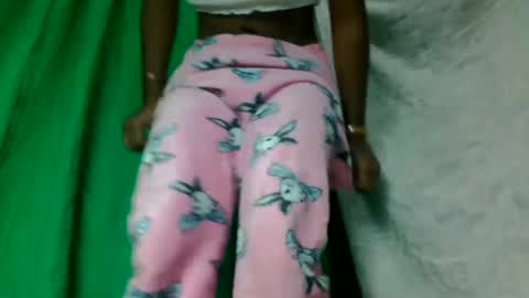 ooooranorosoa online show from June 2026 07:00:01 AM