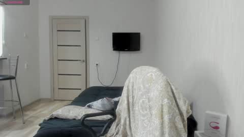 Snapshot of oops_britney chatting on January 2025 06:13:02 PM Britney online show from January 2025 06:13:02 PM