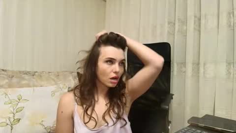 ophelia blue online show from November 2025 05:34:02 PM