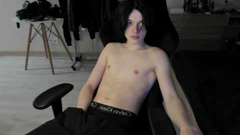 Bella and John online show from May 2026 10:06:02 PM