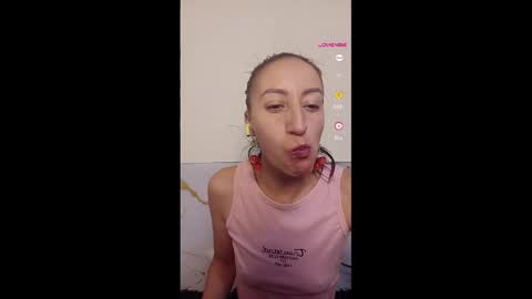 Snapshot of oriana_111 chatting on June 2026 03:52:02 AM oriana_111 online show from June 2026 03:52:02 AM
