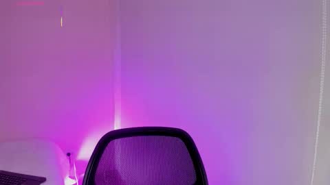 Snapshot of oriana_guzman chatting on February 2026 10:50:01 PM Miss Guzman online show from February 2026 10:50:01 PM