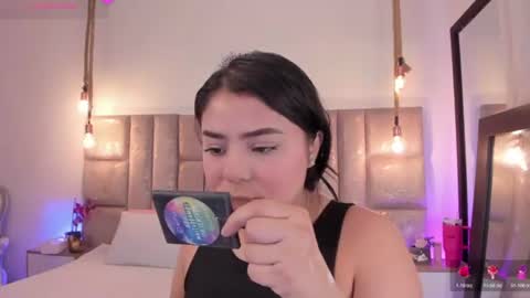 Snapshot of oriana_guzman chatting on July 2026 01:14:01 AM Miss Guzman online show from July 2026 01:14:01 AM