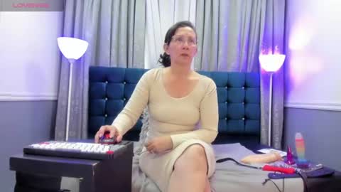 Oriana  online show from June 2026 12:37:01 AM