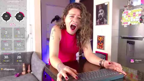 Snapshot of oriana_thomson2 chatting on January 2026 02:41:01 PM Oriana online show from January 2026 02:41:01 PM