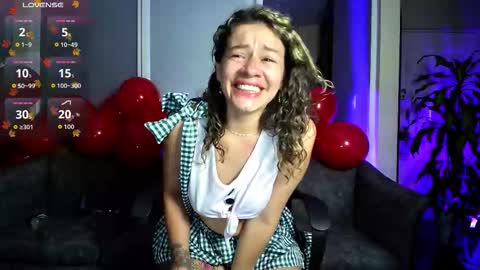 Snapshot of oriana_thomson2 chatting on March 2026 05:13:01 AM Oriana online show from March 2026 05:13:01 AM