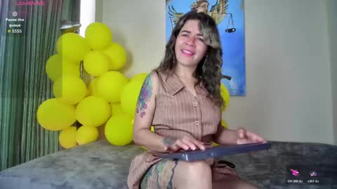 Oriana online show from May 2026 04:02:02 PM