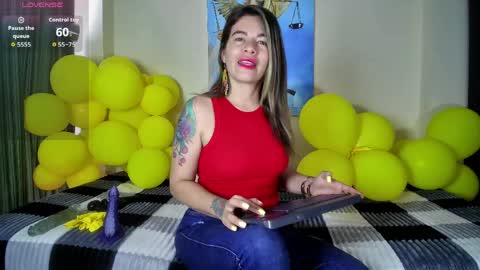 Oriana online show from May 2026 06:59:01 PM