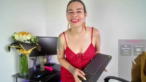 Oriana online show from May 2026 06:05:02 PM