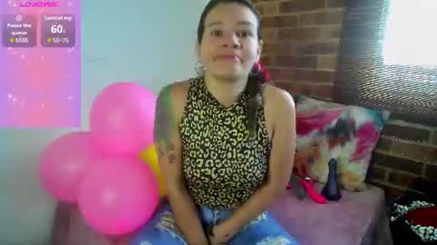 Oriana online show from June 2026 01:09:02 PM