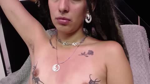 ORIANNA online show from March 2025 01:46:01 PM