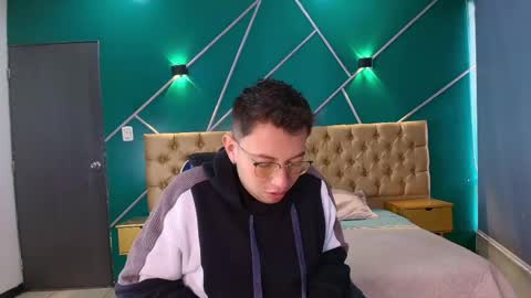 Orion blue online show from April 2026 12:33:01 PM