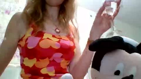 Snapshot of orivelle chatting on November 2025 11:18:01 PM orivelle online show from November 2025 11:18:01 PM
