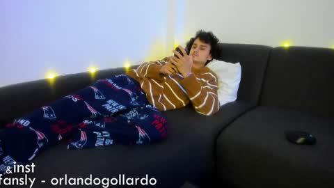 Fansly and Instagram -  online show from January 2025 02:00:02 PM