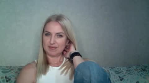 Elis online show from January 2025 03:41:01 PM